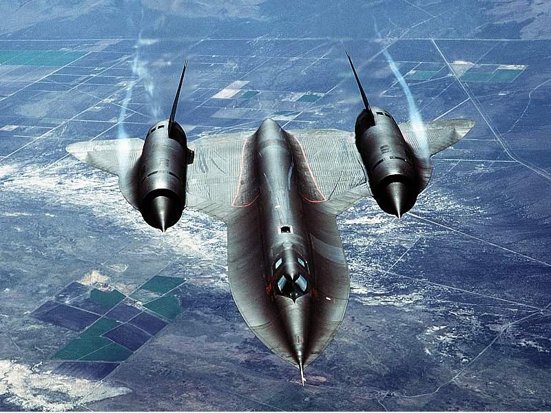 Click here for tribute to Blackbird aircraft (SR-71, A-12, YF-12A).